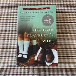 📚📚 3 for $15 📚📚 Paperback Book ~ The Time Traveler’s Wife By: Audrey Niffenegger